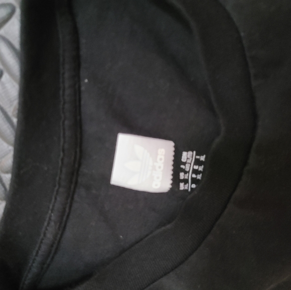 Adidas  t shirt - Picture 3 of 4